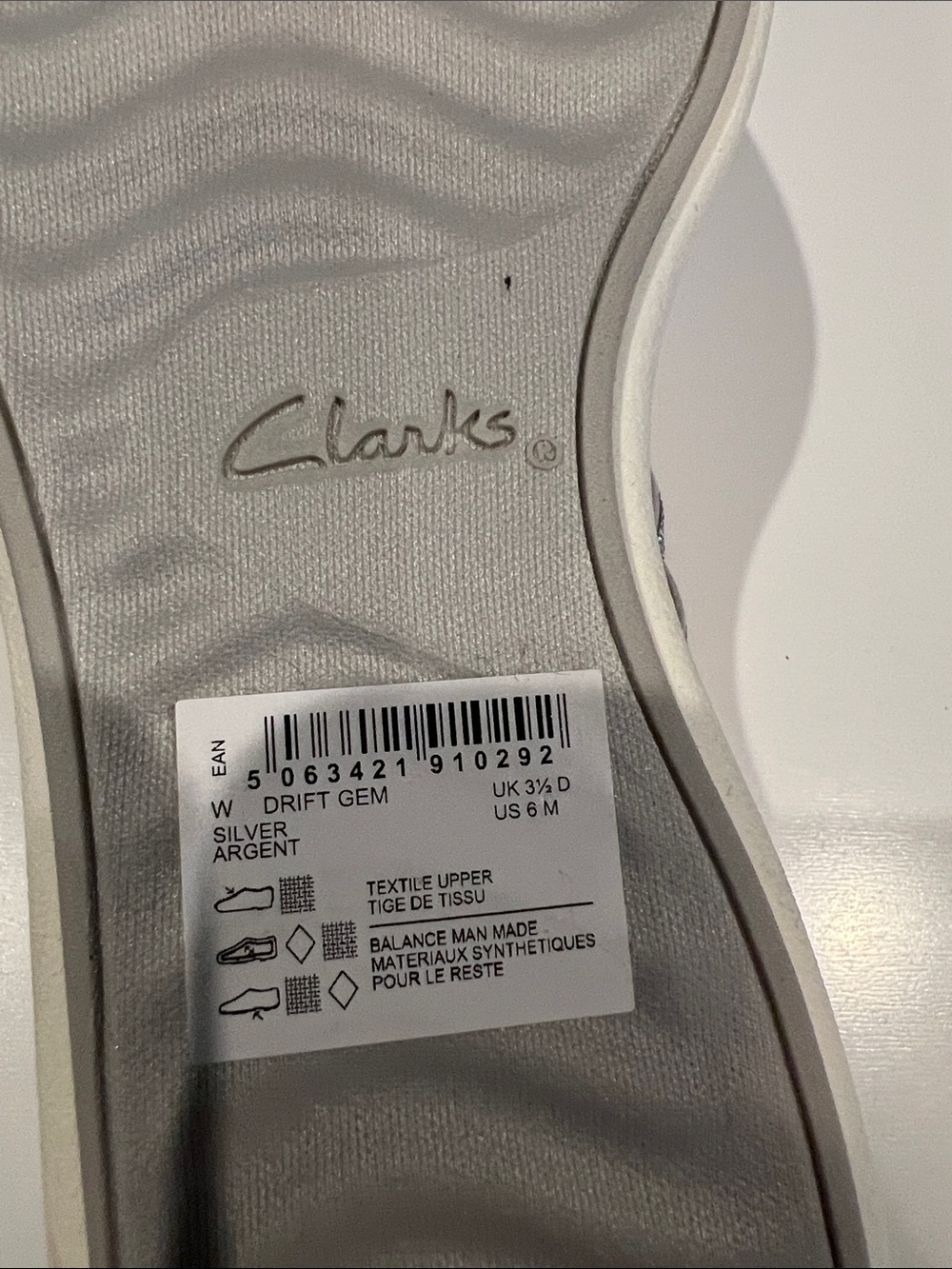 Cloudsteppers by Clarks Women's Cream Beaded Platform Sandals - Picture 6 of 7